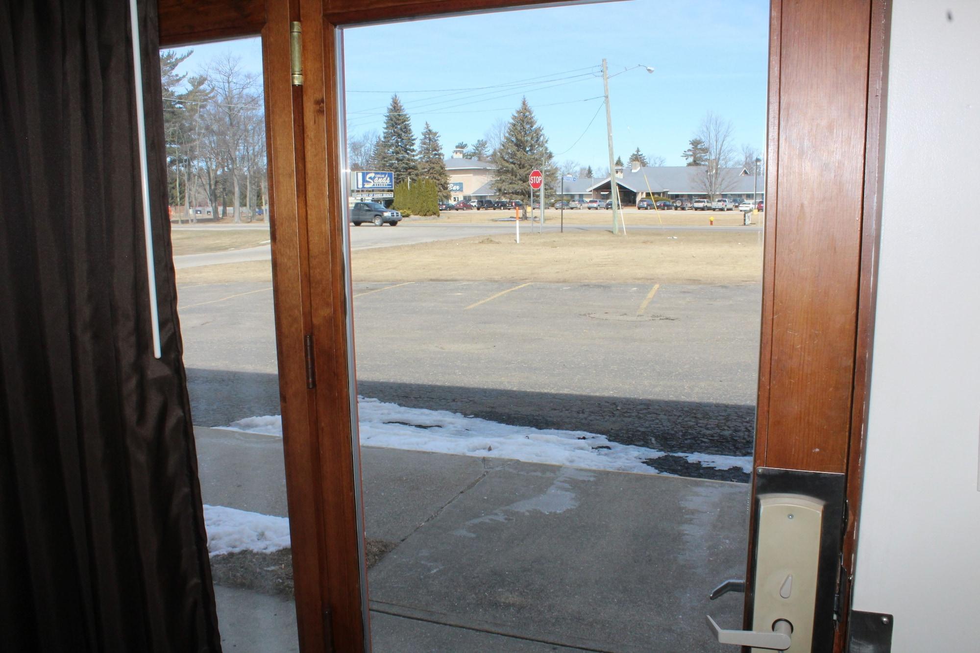 Econo Lodge Cadillac By Choice Exterior foto