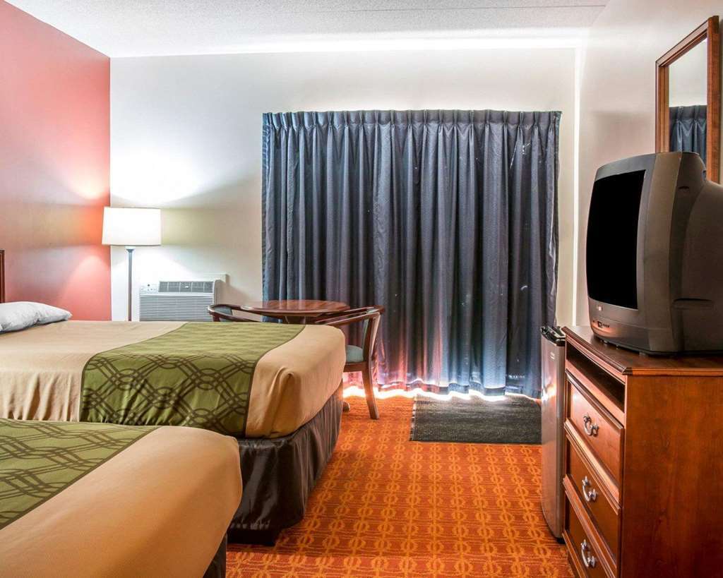 Econo Lodge Cadillac By Choice Quarto foto
